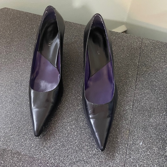 Nine West leather heels pumps, EUC, worn twice, US 7.5 - Picture 1 of 4